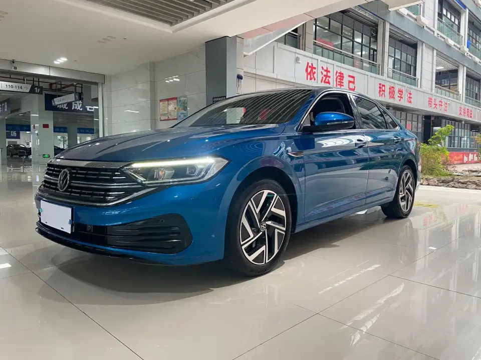 Volkswagen Sagitar 300TSI DSG Surpassing Edition 2023