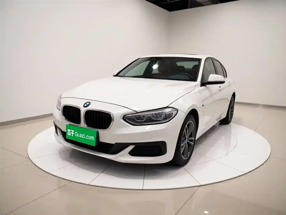 BMW 1 Series Model 120i Fashion Style 2020