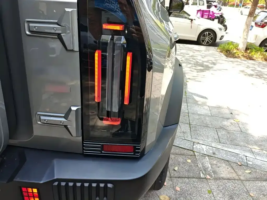 Jetour Traveler Model 2.0T 4WD Cross PRO 2024 — фото 24