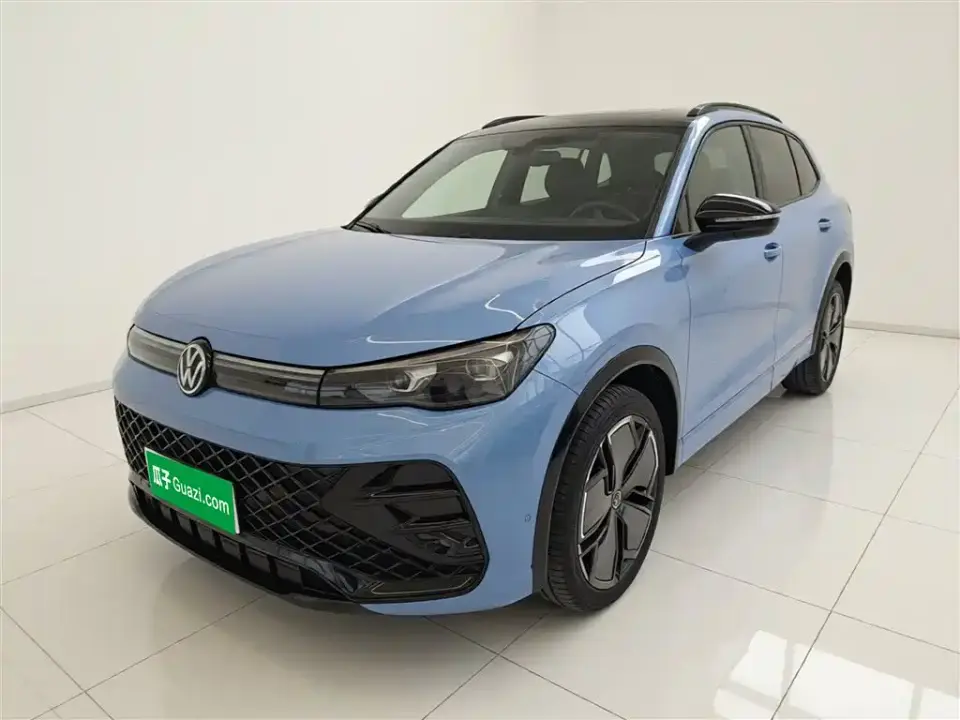 Volkswagen Tiguan L PRO 380TSI 4WD R-Line Premium Edition 2024