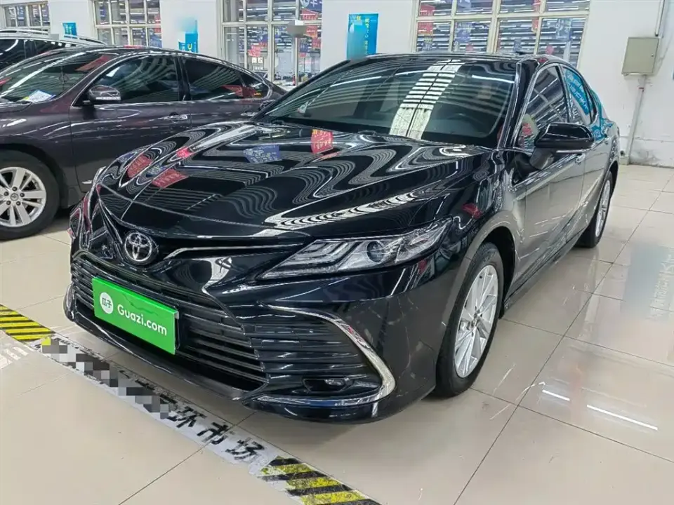 Toyota Camry 2.0G Luxury Edition 2022