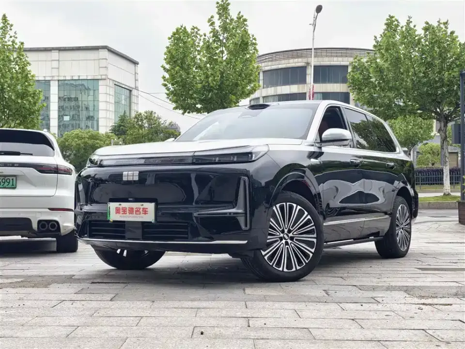 Geely Galaxy Galaxy M9 Base Model 2025