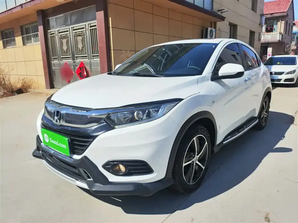 Honda Vezel 1.5L CVT Pioneer 2020