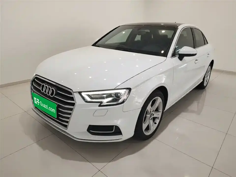 Audi A3 Facelift Limousine 35 TFSI Progressive (China VI) 2020