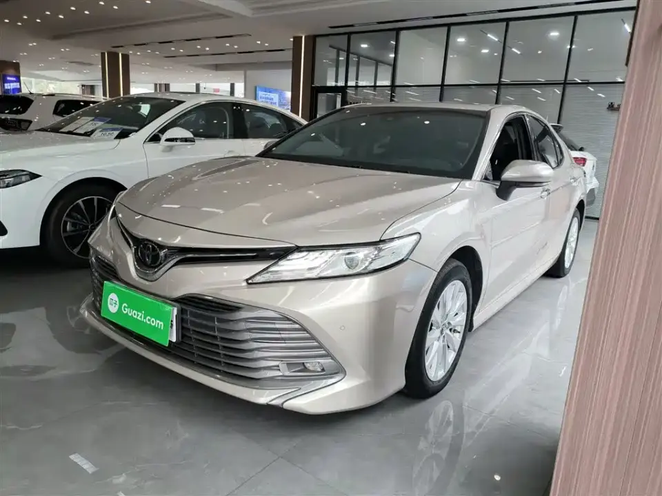 Toyota Camry 2.0G Luxury Edition China VI 2019