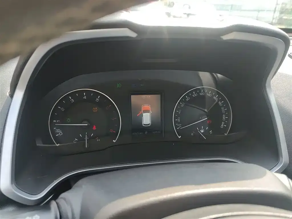 Wey VV5 1.5T 2WD Style Pioneer 2019 — фото 8