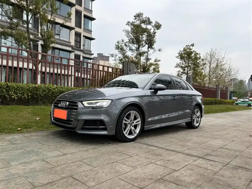 Audi A3 Limousine 35 TFSI Fashion China VI 2020