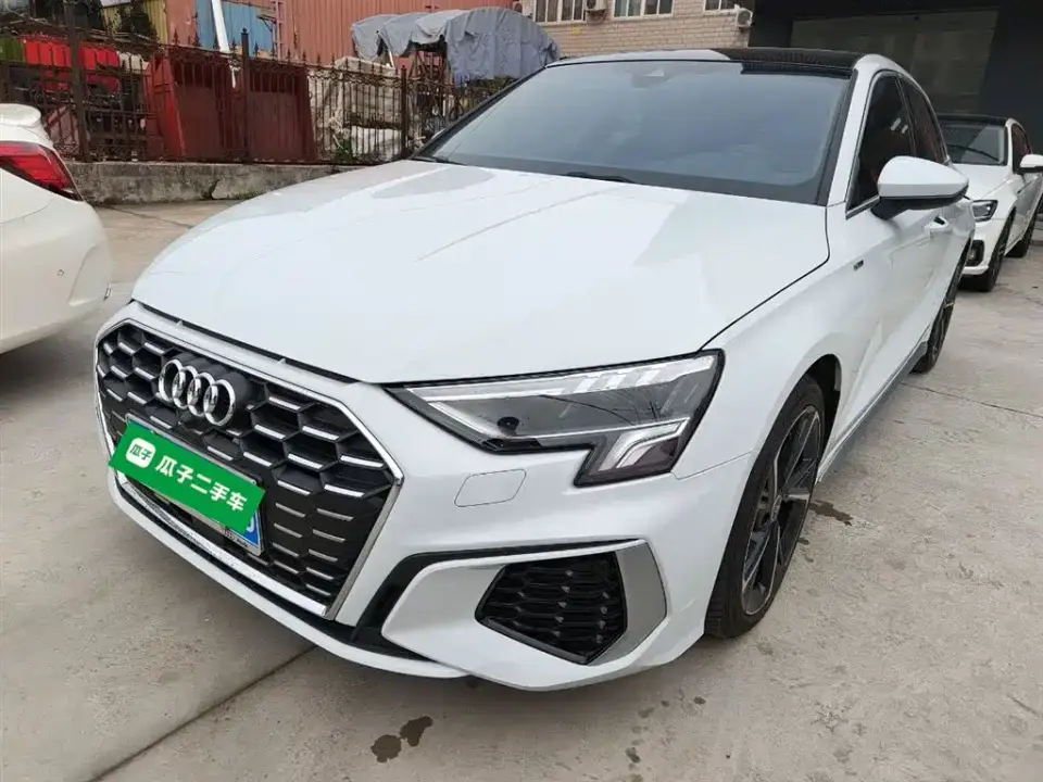 Audi A3 Model Sportback 35 TFSI Fashion Sport 2024