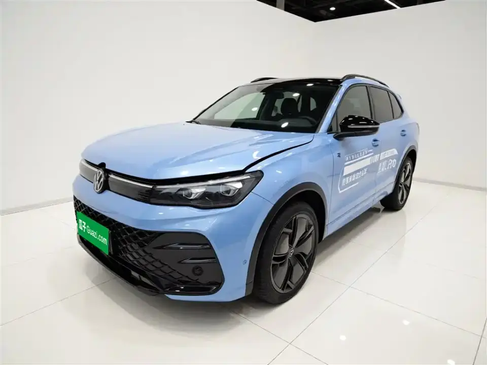 Volkswagen Tiguan L PRO 380TSI 4WD R-Line Premium Edition 2024