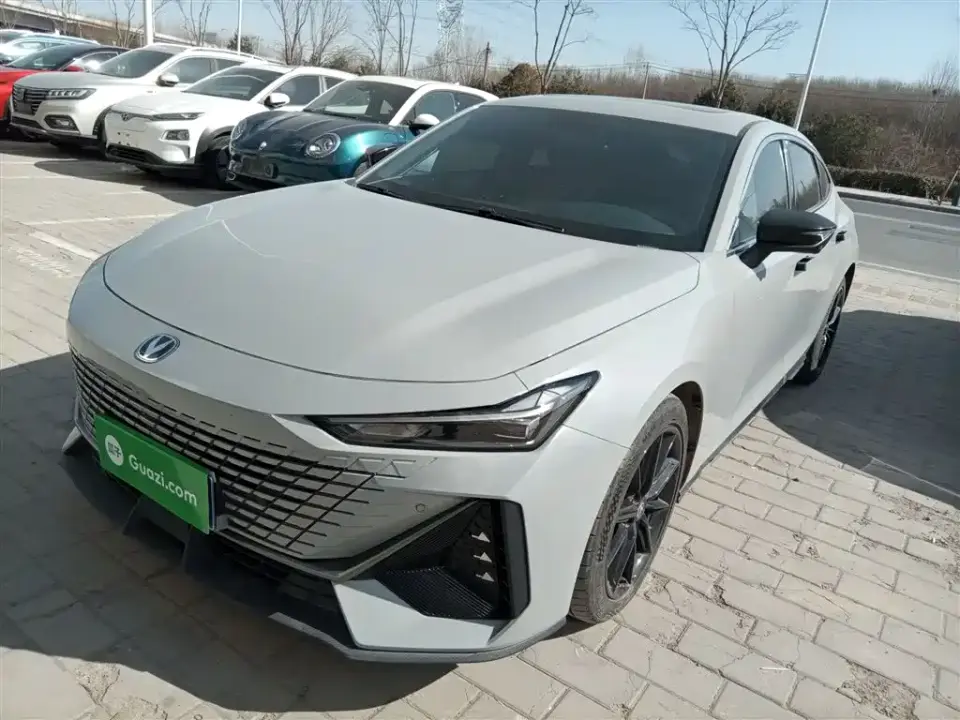 Changan UNI-V 1.5T Excellence 2023