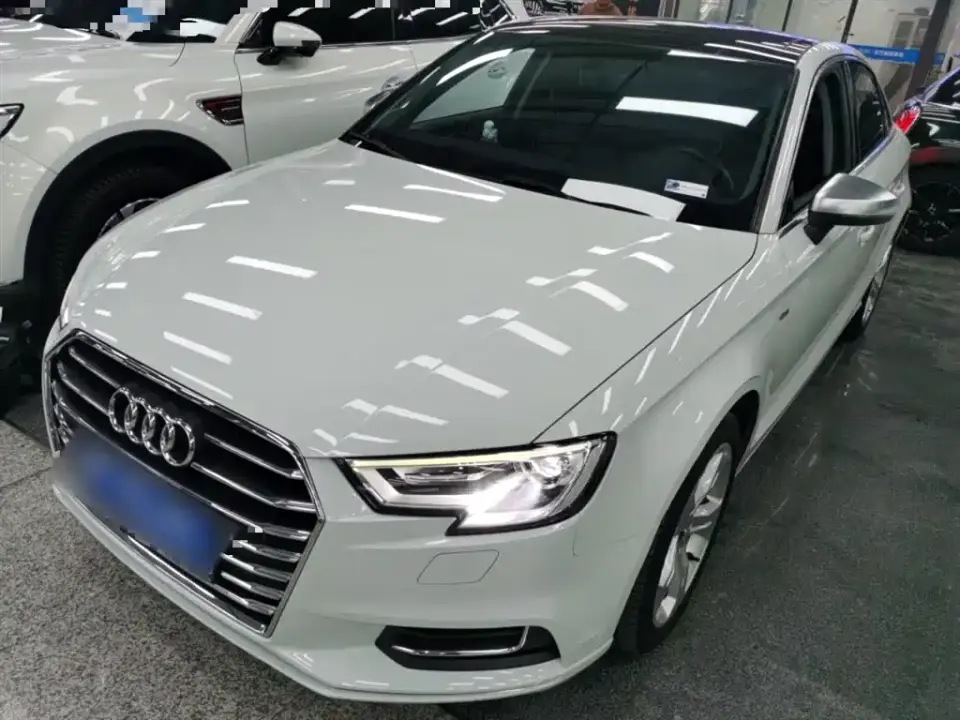 Audi A3 Facelift Limousine 35 TFSI Progressive (China VI) 2020