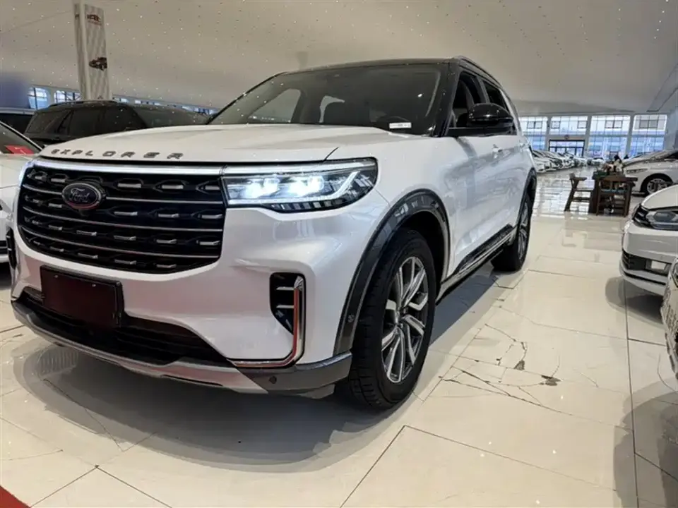 Ford Explorer EcoBoost 285 AWD Titanium Edition 7-Seater 2023