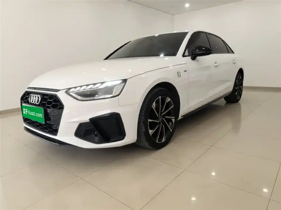 Audi A4L 40 TFSI Luxury Sport 2023