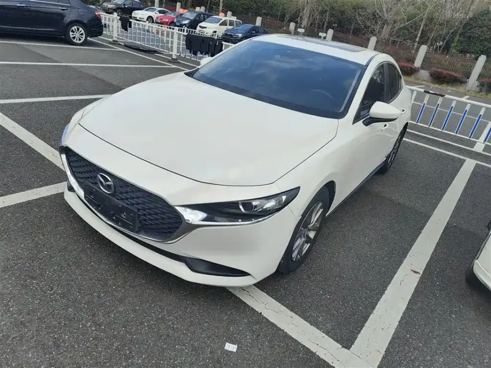 Mazda Mazda3 Axela 1.5L Automatic Sunroof Edition 2020