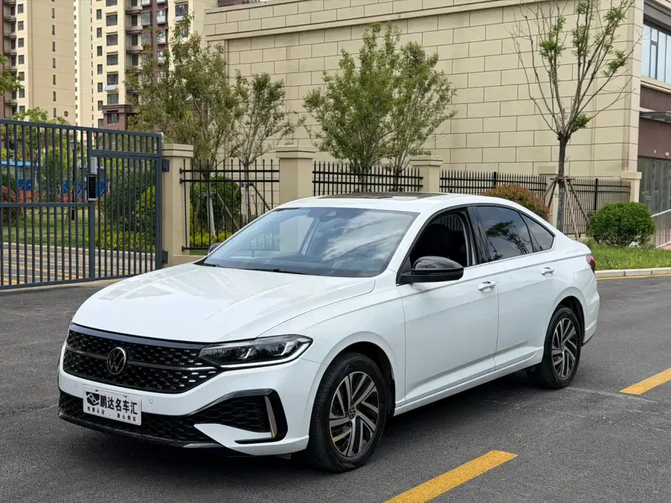Volkswagen Lavida Model 300TSI DSG Starlight Leading Edition 2024