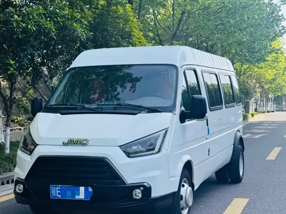 Jiangling Tesun 2.8T Commercial Short Wheelbase Medium Roof 3-Seater China VI JX493 2020