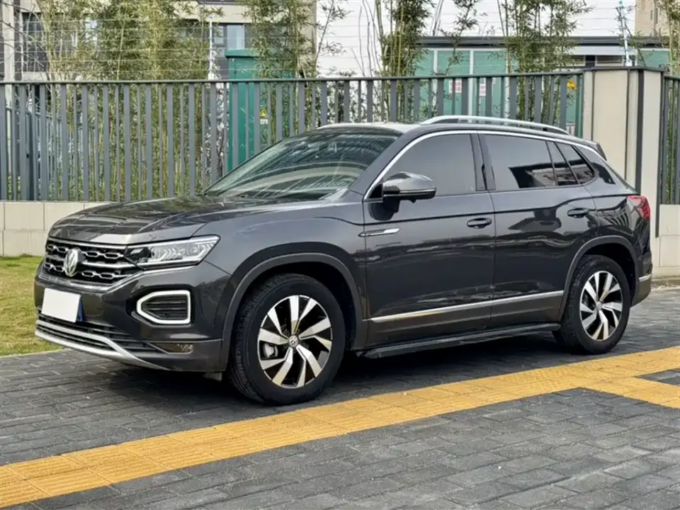 Volkswagen Tayron 330TSI 2WD Luxury Smart Connect Plus 2022