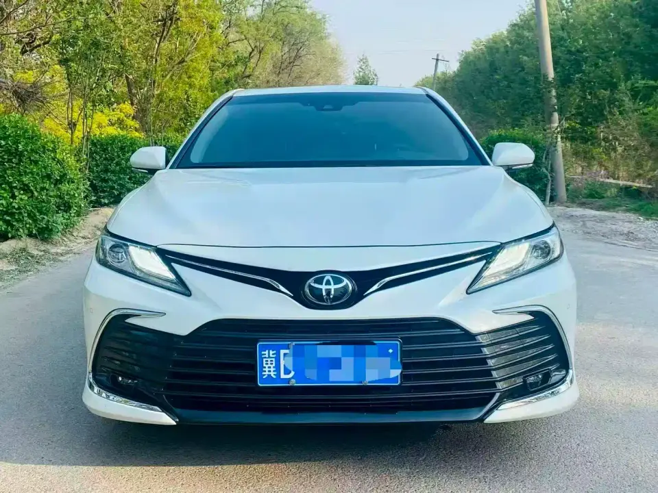 Toyota Camry 2.0G Luxury Edition 2021