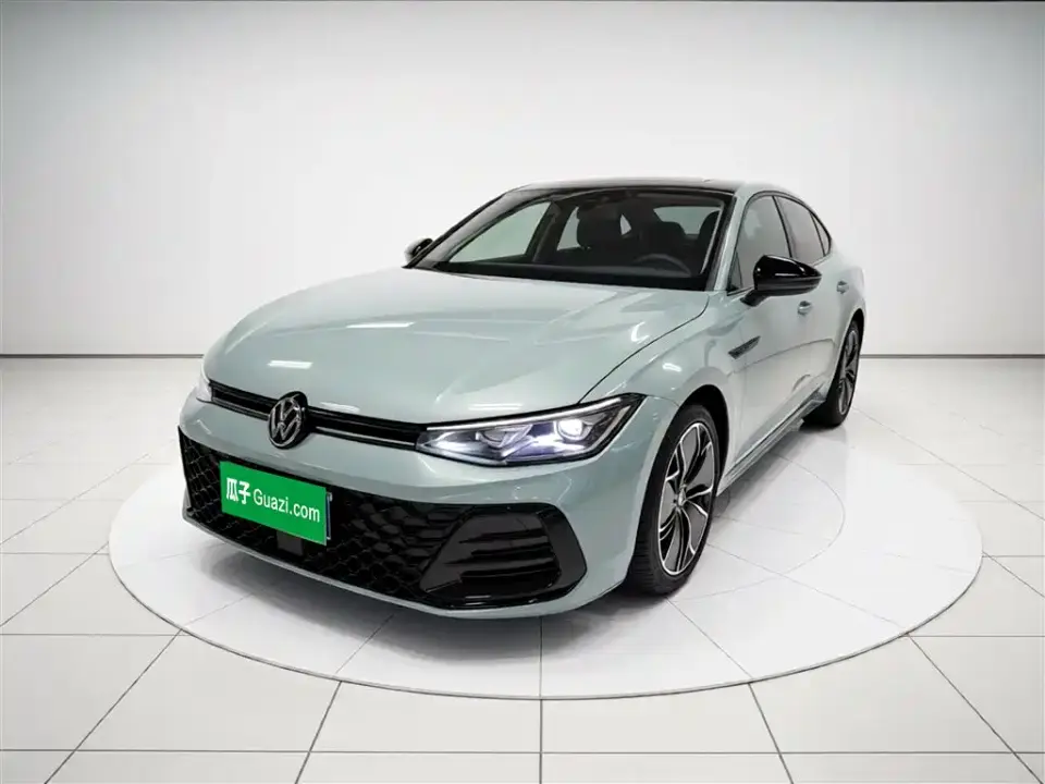 Volkswagen Passat Pro 380TSI Starlight Dragon Glory Edition 2026