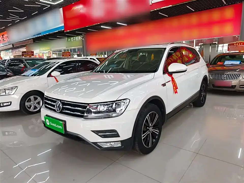 Volkswagen Tiguan L Facelift 330TSI Auto 2WD Panorama Comfort China VI 2020