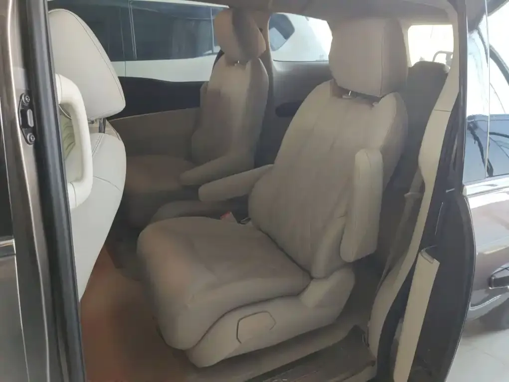 Buick GL8 Model Land Business Class Comfort 2022 — фото 13