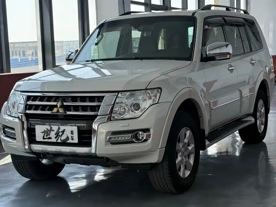Mitsubishi Pajero (Import) 3.0L Automatic Premium Edition 2020