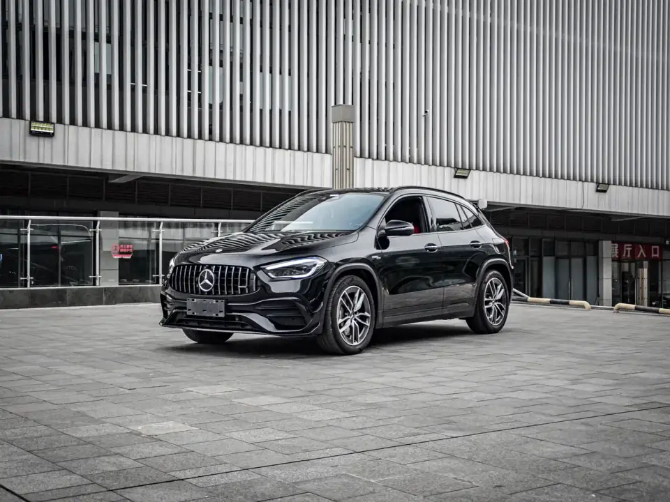 Mercedes-Benz GLA AMG Model AMG GLA 35 4MATIC 2023