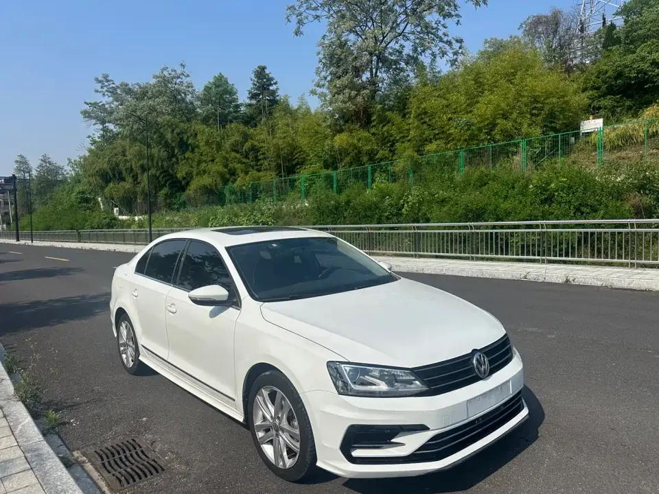 Volkswagen Sagitar 280TSI DSG Spark Edition 2019