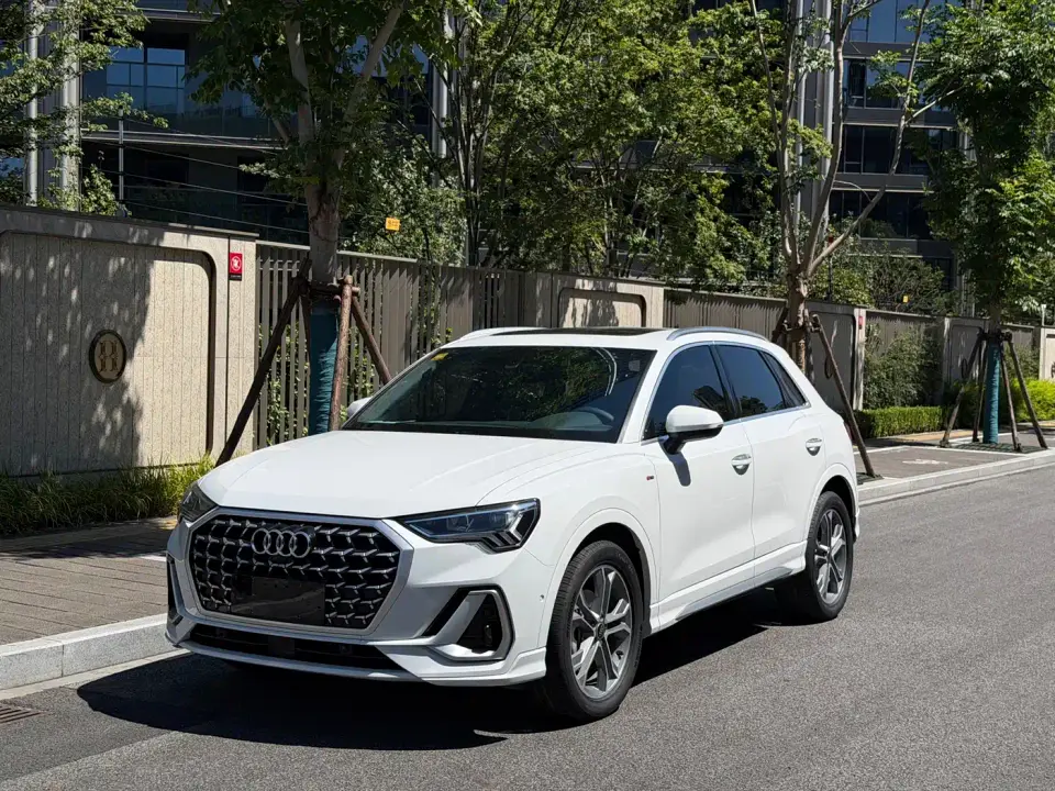 Audi Q3 40 TFSI Fashion Sport 2024