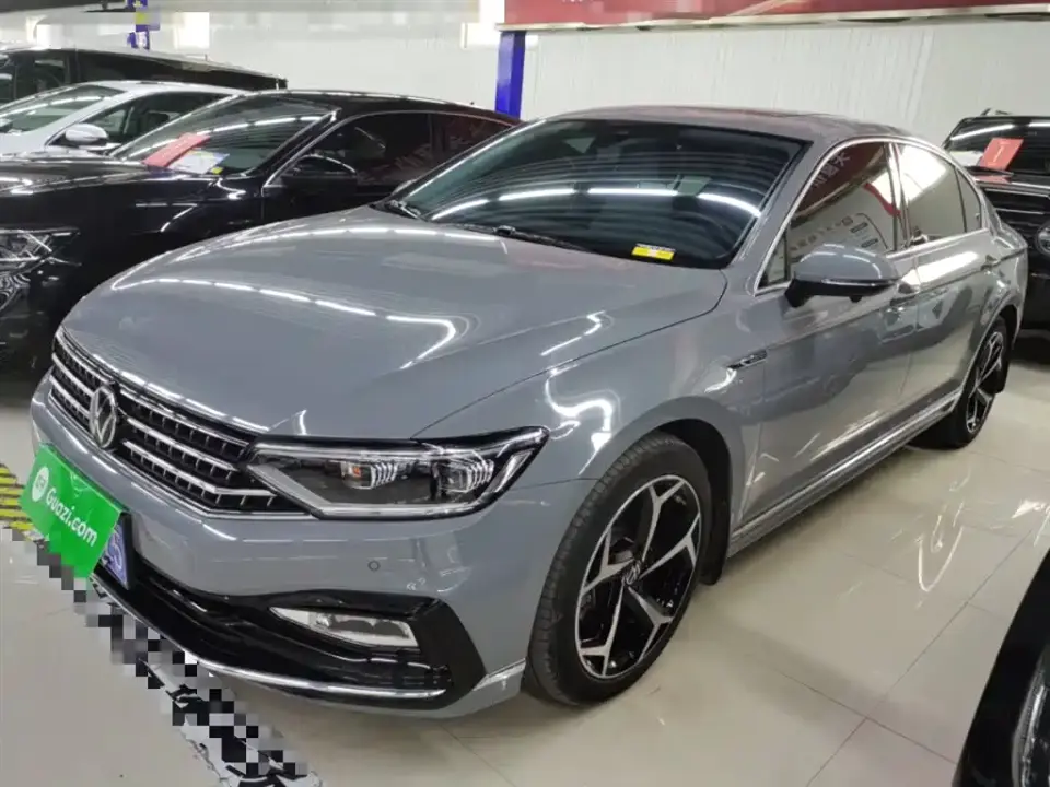 Volkswagen Magotan Model 2 Million Commemorative Edition 330TSI DSG Luxury 2024