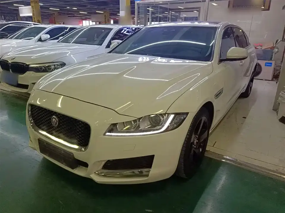 Jaguar XFL XFL 2.0T P200 2WD Elite Edition 2020