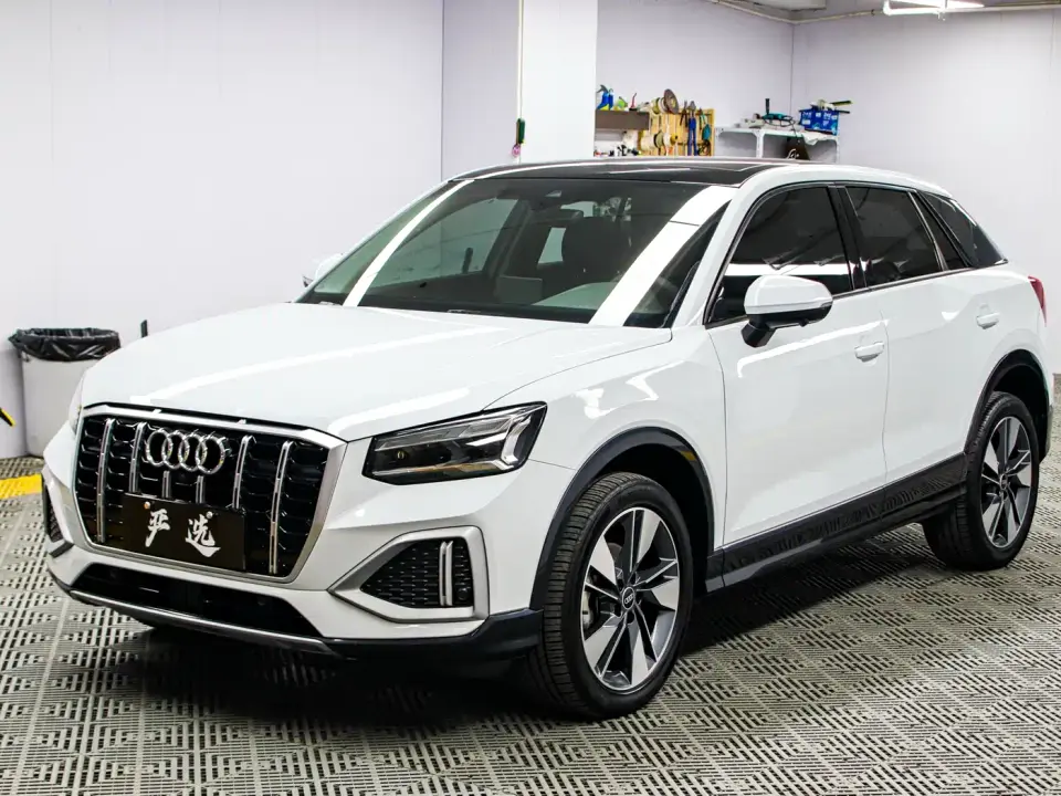 Audi Q2L 35 TFSI Fashion Elegance 2022
