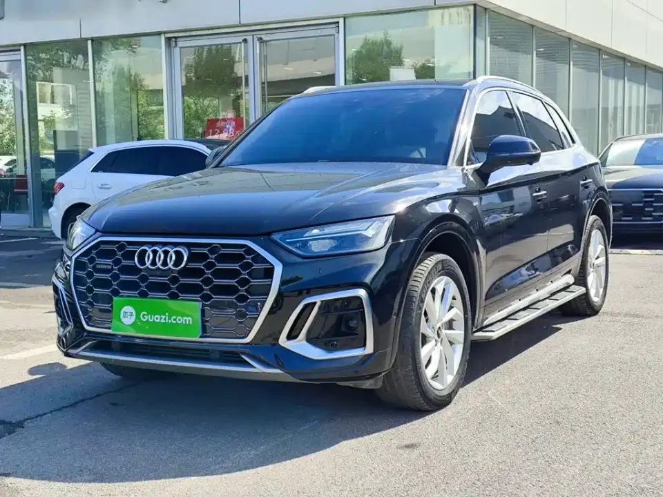Audi Q5L 40 TFSI Luxury Dynamic 2021
