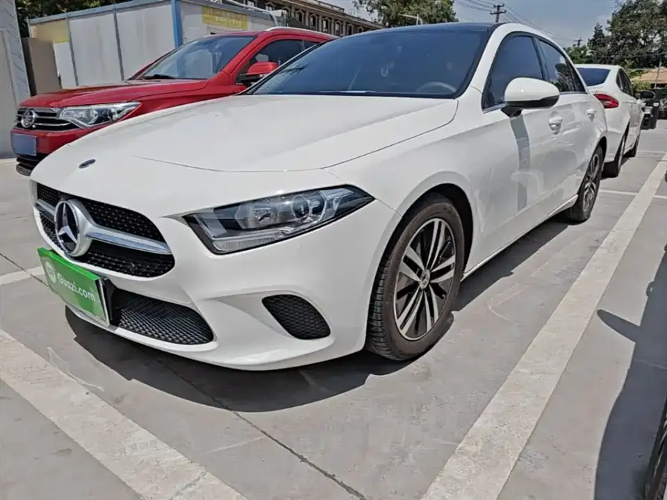 Mercedes-Benz A-Class A 180 L 2022