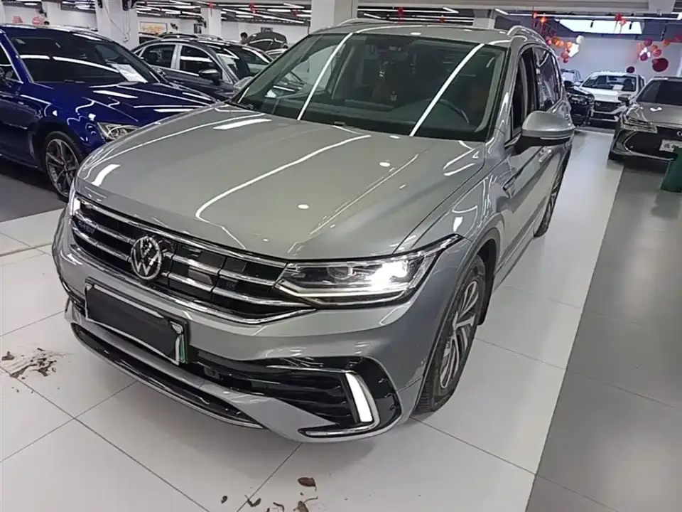 Volkswagen Tiguan L PHEV 430PHEV Plug-in Hybrid Premium 2022