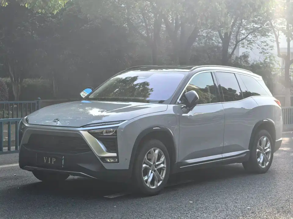 NIO ES8 425KM Base Edition 7-Seater 2019