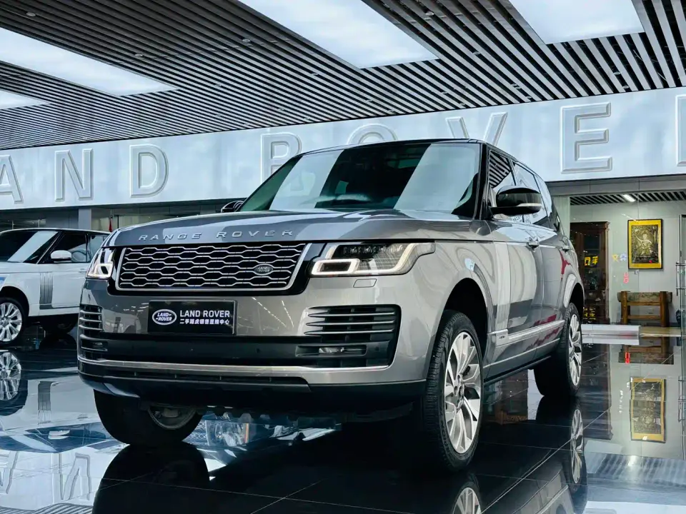 Land Rover Range Rover 3.0 L6 Heritage Extended Classic Edition 2021