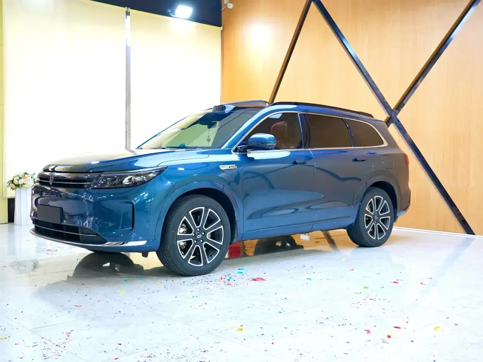 AITO Wenjie AITO M7 1.5T Smart Drive 4WD Ultra 6-seater 2024