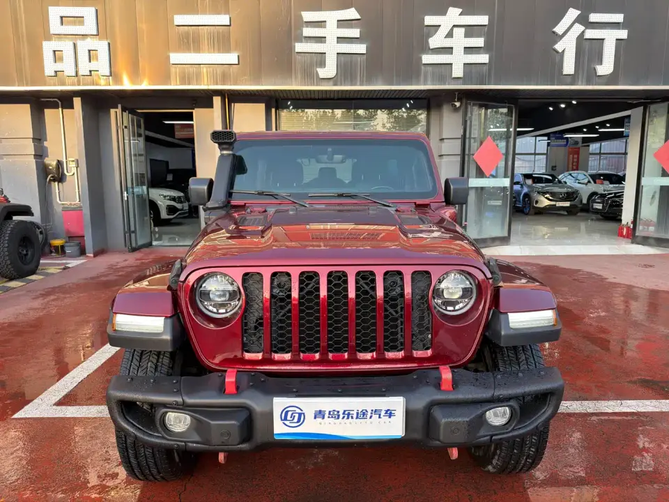 Jeep Wrangler 4xe 4-Door 2.0T 4xe Sahara Launch Edition 2021