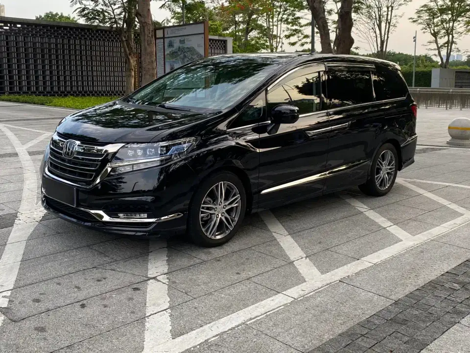 Honda Elysion 2.0L Hybrid Supreme Edition 2020