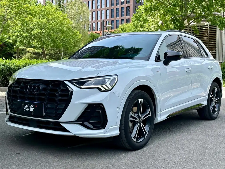 Audi Q3 Facelift 45 TFSI quattro Fashion Dynamic 2023