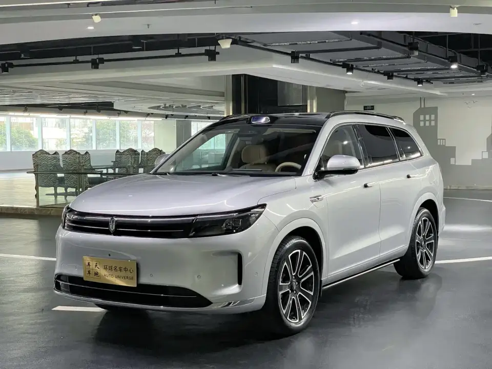 AITO Wenjie AITO M7 1.5T Smart Drive 4WD Ultra 6-seater 2024