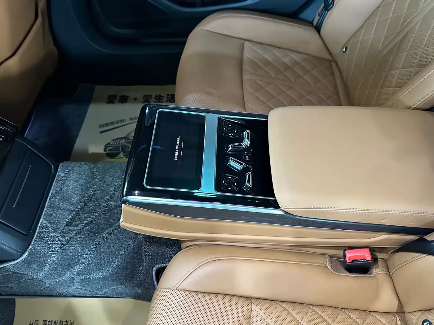 Audi A8 Model A8L 50 TFSI quattro Premium Selection 2024 — фото 17