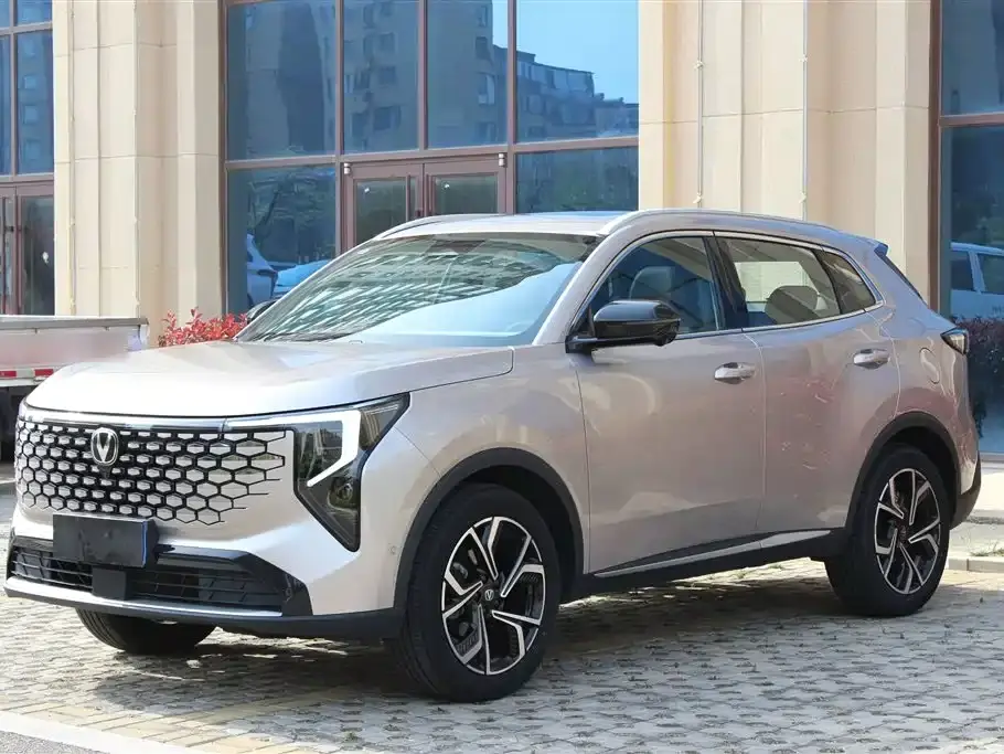 Changan CS55 PLUS Model 4th Gen New Blue Whale 1.5T Celestial Premium 2025