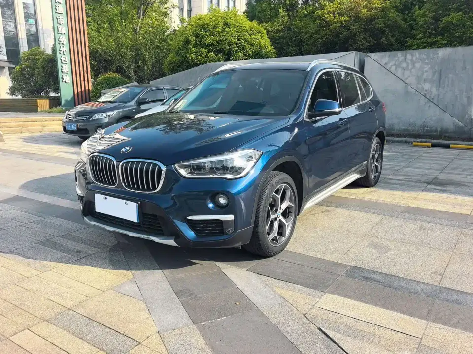 BMW X1 sDrive18Li Premium Model 2019