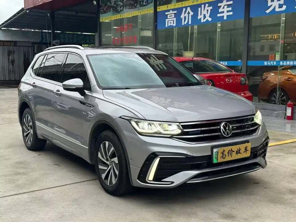 Volkswagen Tiguan L PHEV 430PHEV Plug-in Hybrid Premium 2021