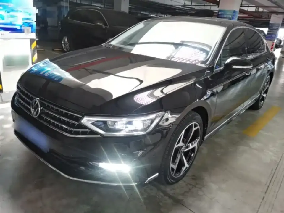 Volkswagen Magotan 2 Million Units Anniversary Edition 330TSI DSG Leading Type 2024