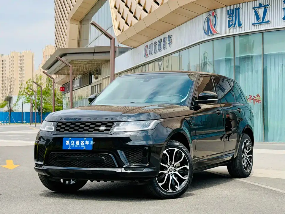 Land Rover Range Rover Sport 3.0 L6 Gloss Black Edition 2021