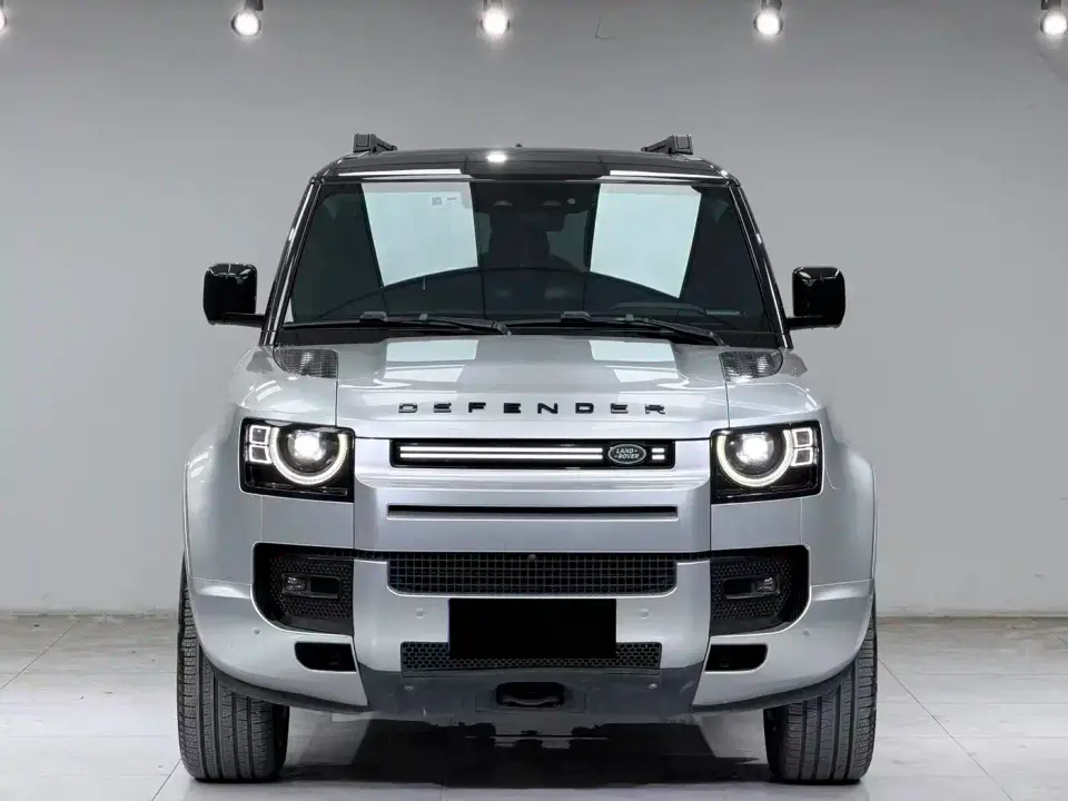Land Rover Defender Model 90 3.0T P400 XS 2022