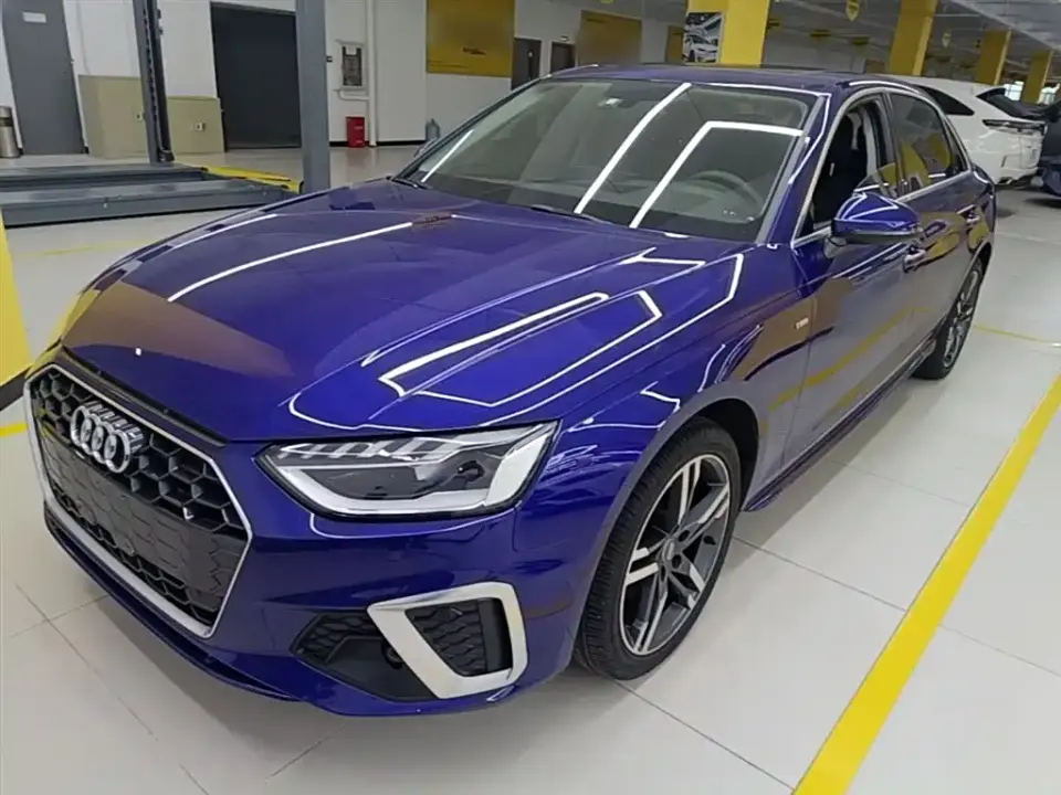 Audi A4L 40 TFSI Fashion Dynamic Edition 2021